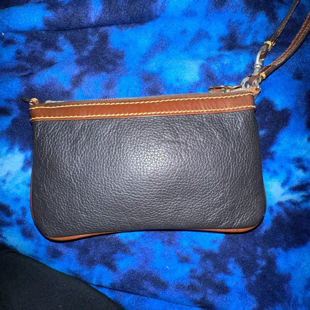 Dooney & Bourke Black and Tan Leather Wristlet - Picture 2 of 6